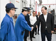 范少军张怯蔡琼雅梁谋到沉点企业调研办事